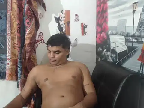 Snapshot of Daniel_2733 chatting on January 13, 2026, 5:57 am Daniel 2733 online show from January 13, 2026, 5:57 am