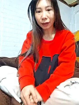 Snapshot of Adela-222 chatting on January 11, 2026, 12:37 am Adela-222 online show from January 11, 2026, 12:37 am