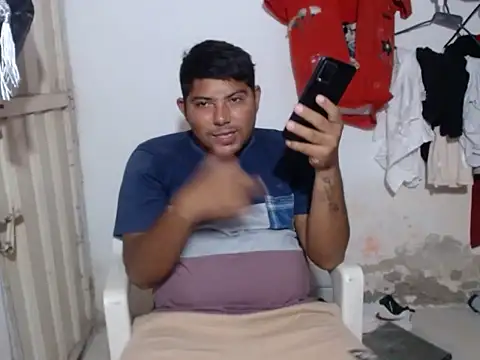 Snapshot of master_juju1924 chatting on February 20, 2026, 1:46 am master juju1924 online show from February 20, 2026, 1:46 am