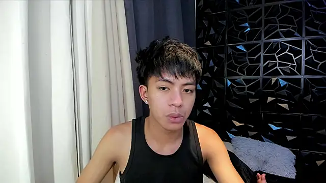 davincihugecock online show from April 5, 2026, 2:20 am