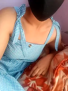 Snapshot of eddy_girl chatting on February 2, 2026, 7:29 am eddy girl online show from February 2, 2026, 7:29 am