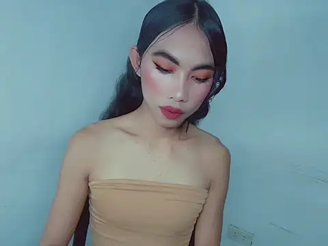 Snapshot of Massivecockfiona chatting on February 7, 2026, 5:22 am Massivecockfiona online show from February 7, 2026, 5:22 am