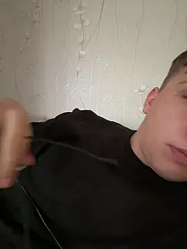 Snapshot of marcus_euphoria_ chatting on February 21, 2026, 9:21 am marcus euphoria online show from February 21, 2026, 9:21 am