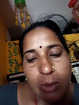 Snapshot of Reena_lodha chatting on February 15, 2026, 9:55 pm Reena lodha online show from February 15, 2026, 9:55 pm