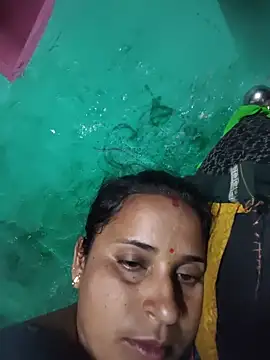 Reena lodha online show from May 16, 2026, 3:33 pm