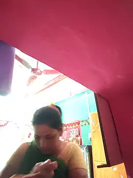 Reena lodha online show from May 21, 2026, 5:58 am