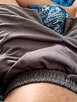 Snapshot of Winterslender chatting on February 6, 2026, 6:07 am Winterslender online show from February 6, 2026, 6:07 am