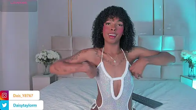 Snapshot of DaisyTaylor__ chatting on February 28, 2026, 12:50 pm DaisyTaylor online show from February 28, 2026, 12:50 pm