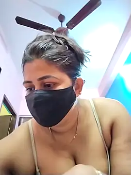 Snapshot of pinkihot23 chatting on March 7, 2026, 4:53 am pinkihot23 online show from March 7, 2026, 4:53 am