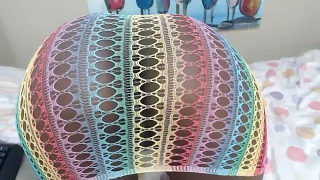 TallDivaNoir online show from April 15, 2026, 6:53 am