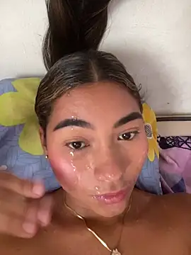 Snapshot of GeorgiandCoi chatting on February 8, 2026, 3:59 pm GeorgiandCoi online show from February 8, 2026, 3:59 pm