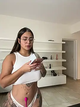 maferalvarexxx online show from July 13, 2026, 11:07 pm