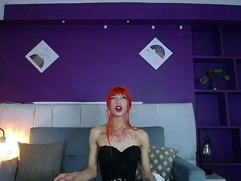 Snapshot of MEGHAN-QUEEN chatting on January 13, 2026, 4:07 am MEGHAN-QUEEN online show from January 13, 2026, 4:07 am