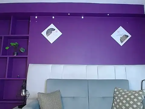 Snapshot of MEGHAN-QUEEN chatting on January 14, 2026, 4:29 am MEGHAN-QUEEN online show from January 14, 2026, 4:29 am