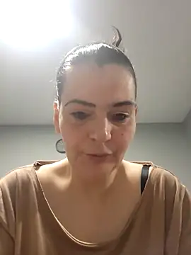 Snapshot of roksa2026 chatting on April 24, 2026, 7:55 am roksa2026 online show from April 24, 2026, 7:55 am