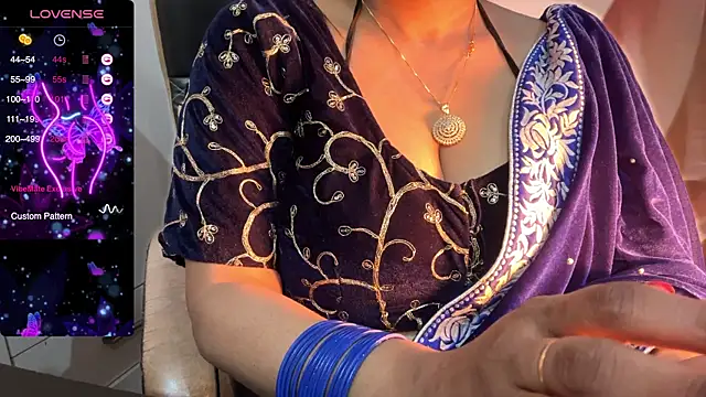 Snapshot of farfarwa chatting on January 9, 2026, 2:42 pm farfarwa online show from January 9, 2026, 2:42 pm