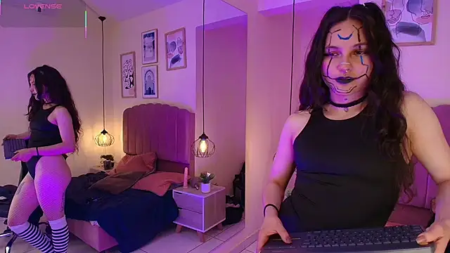 Snapshot of Hanabie_ chatting on January 14, 2026, 6:08 am Hanabie online show from January 14, 2026, 6:08 am