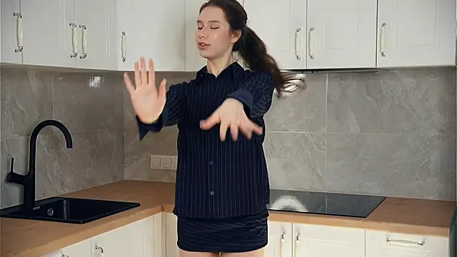 Snapshot of MargeLefevers chatting on January 13, 2026, 6:40 am MargeLefevers online show from January 13, 2026, 6:40 am