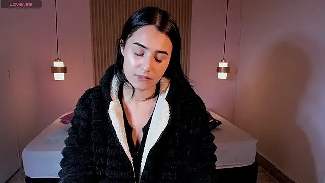 Snapshot of Brendajennerr chatting on February 19, 2026, 3:57 am Brendajennerr online show from February 19, 2026, 3:57 am