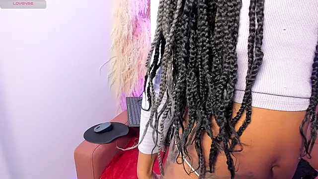 Snapshot of Pamela_James_ chatting on February 21, 2026, 2:18 pm Pamela James online show from February 21, 2026, 2:18 pm