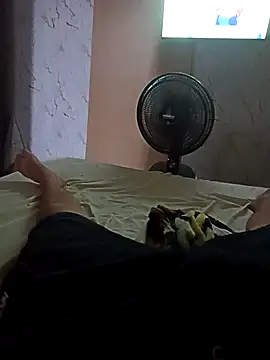 Snapshot of tesao223 chatting on January 13, 2026, 2:06 am tesao223 online show from January 13, 2026, 2:06 am