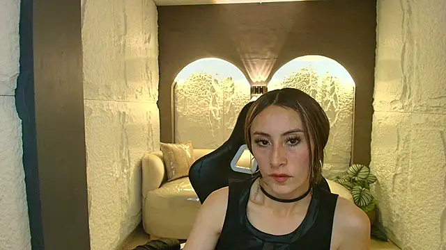 katalina r  online show from March 20, 2026, 3:11 am