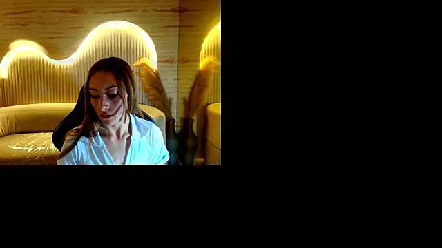 katalina r  online show from May 20, 2026, 7:53 pm