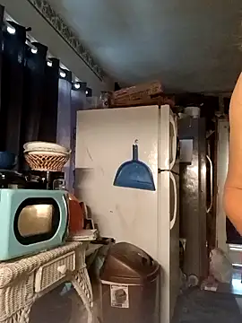 Snapshot of Beautiful44 chatting on February 14, 2026, 6:48 pm Beautiful44 online show from February 14, 2026, 6:48 pm