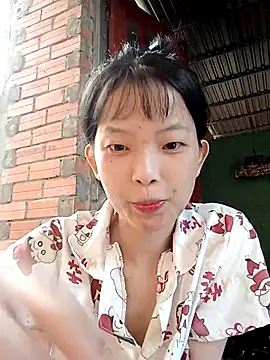 Chammy720 online show from April 17, 2026, 12:02 am