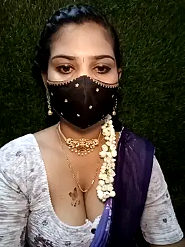 Snapshot of Nithyatamil chatting on April 1, 2026, 7:42 am Nithyatamil online show from April 1, 2026, 7:42 am