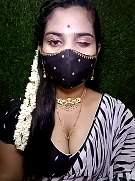 Snapshot of Nithyatamil chatting on April 15, 2026, 5:20 pm Nithyatamil online show from April 15, 2026, 5:20 pm