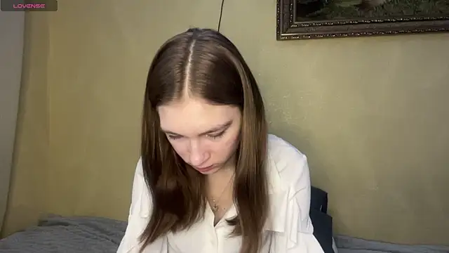 MarlanaEndler online show from April 3, 2026, 7:06 am