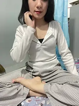 Snapshot of berry_alma06 chatting on January 18, 2026, 2:32 pm berry alma06 online show from January 18, 2026, 2:32 pm