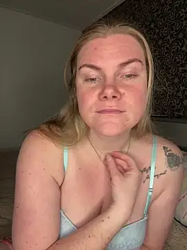 Snapshot of SexyBlondJoanna chatting on February 19, 2026, 11:17 am SexyBlondJoanna online show from February 19, 2026, 11:17 am