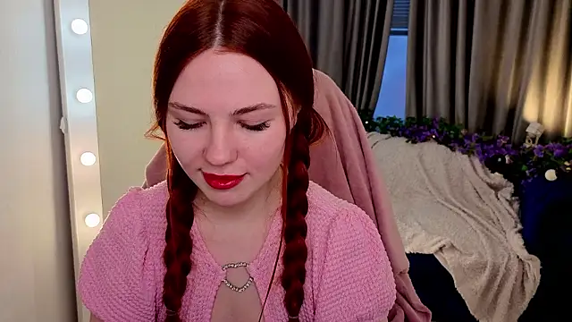 Snapshot of GraceYork chatting on February 17, 2026, 1:51 pm GraceYork online show from February 17, 2026, 1:51 pm