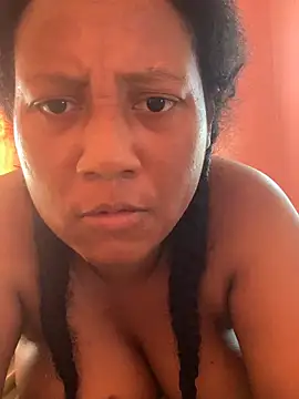Snapshot of Eirondra_valeen chatting on July 2, 2026, 6:47 pm Eirondra valeen online show from July 2, 2026, 6:47 pm
