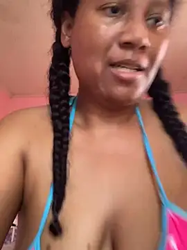 Snapshot of Eirondra_valeen chatting on July 16, 2026, 2:12 pm Eirondra valeen online show from July 16, 2026, 2:12 pm