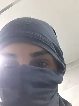 Snapshot of eyelessmage_ chatting on March 4, 2026, 6:47 pm eyelessmage online show from March 4, 2026, 6:47 pm