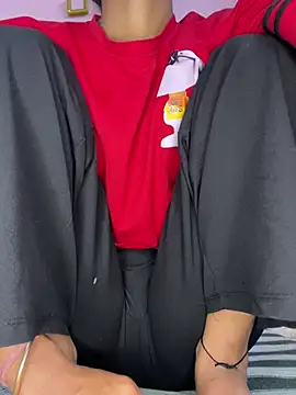 Snapshot of paribaby09 chatting on February 16, 2026, 2:40 am paribaby09 online show from February 16, 2026, 2:40 am