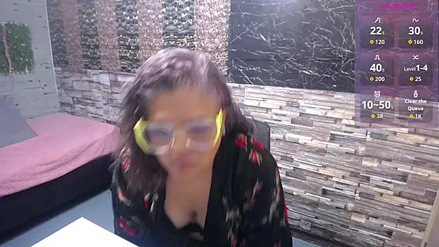 Snapshot of mia_pazzi chatting on January 12, 2026, 10:48 pm mia pazzi online show from January 12, 2026, 10:48 pm