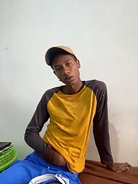 twink gabrielll online show from May 26, 2026, 12:23 pm