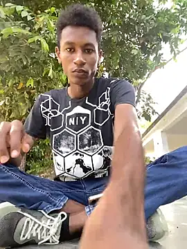 Snapshot of twink_gabrielll chatting on July 18, 2026, 8:45 pm twink gabrielll online show from July 18, 2026, 8:45 pm