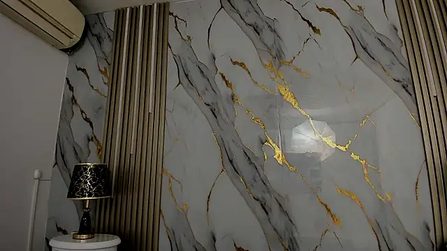 Snapshot of LaxiZoe chatting on January 31, 2026, 7:11 pm LaxiZoe online show from January 31, 2026, 7:11 pm