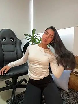 Snapshot of Galena_ chatting on February 17, 2026, 10:16 pm Galena online show from February 17, 2026, 10:16 pm