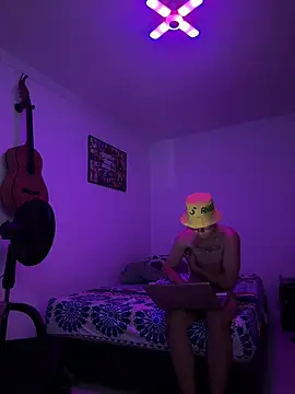 Snapshot of BabyAzz19 chatting on January 11, 2026, 3:33 am BabyAzz19 online show from January 11, 2026, 3:33 am