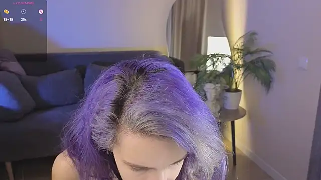 AuraLaunni online show from July 7, 2026, 7:34 am