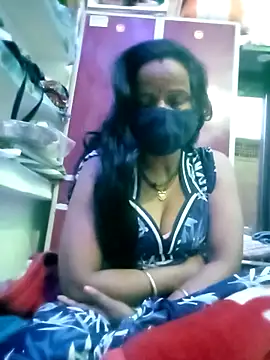 Snapshot of kiiuu_sexe chatting on February 11, 2026, 4:45 pm kiiuu sexe online show from February 11, 2026, 4:45 pm