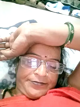 Snapshot of kiiuu_sexe chatting on February 13, 2026, 6:59 pm kiiuu sexe online show from February 13, 2026, 6:59 pm