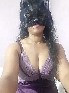 cutehotwife online show from March 24, 2026, 4:45 pm