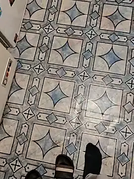 Snapshot of Krisijean72 chatting on January 17, 2026, 12:37 am Krisijean72 online show from January 17, 2026, 12:37 am